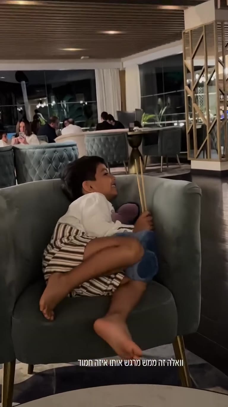 Live violin in a Limassol hotel lobby