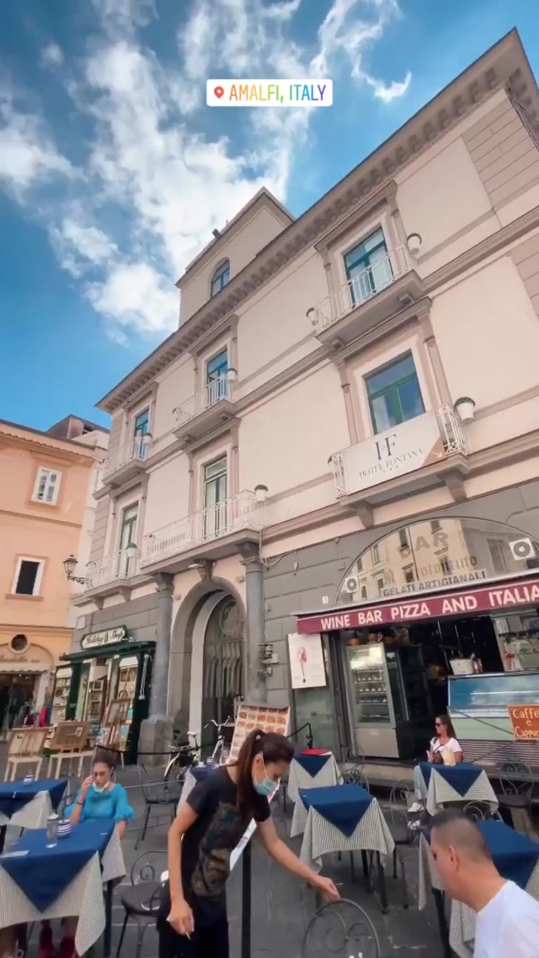 טיול ברחובות אמאלפי – Piazza Duomo