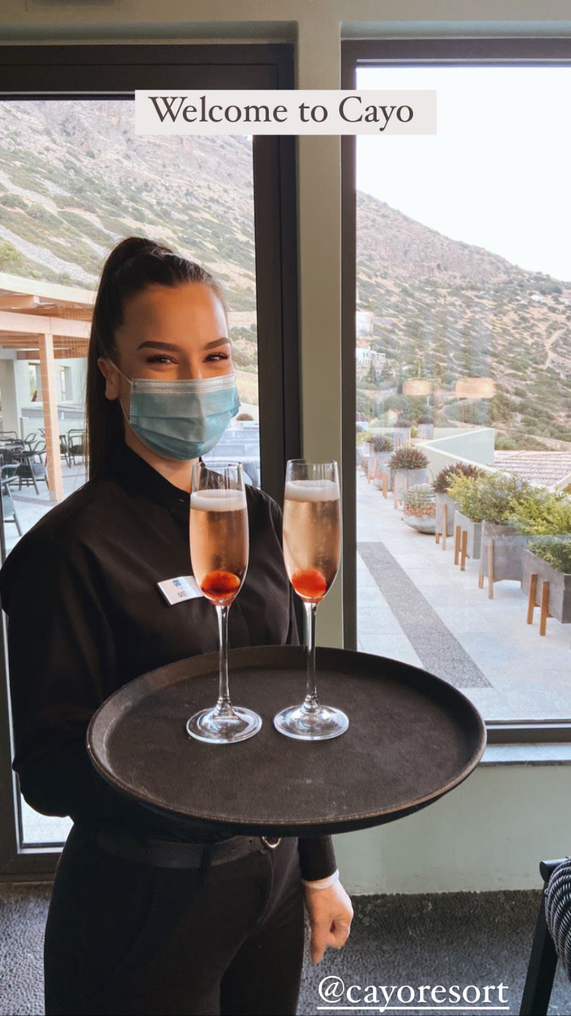 Welcome drinks at Cayo Exclusive Resort, Crete