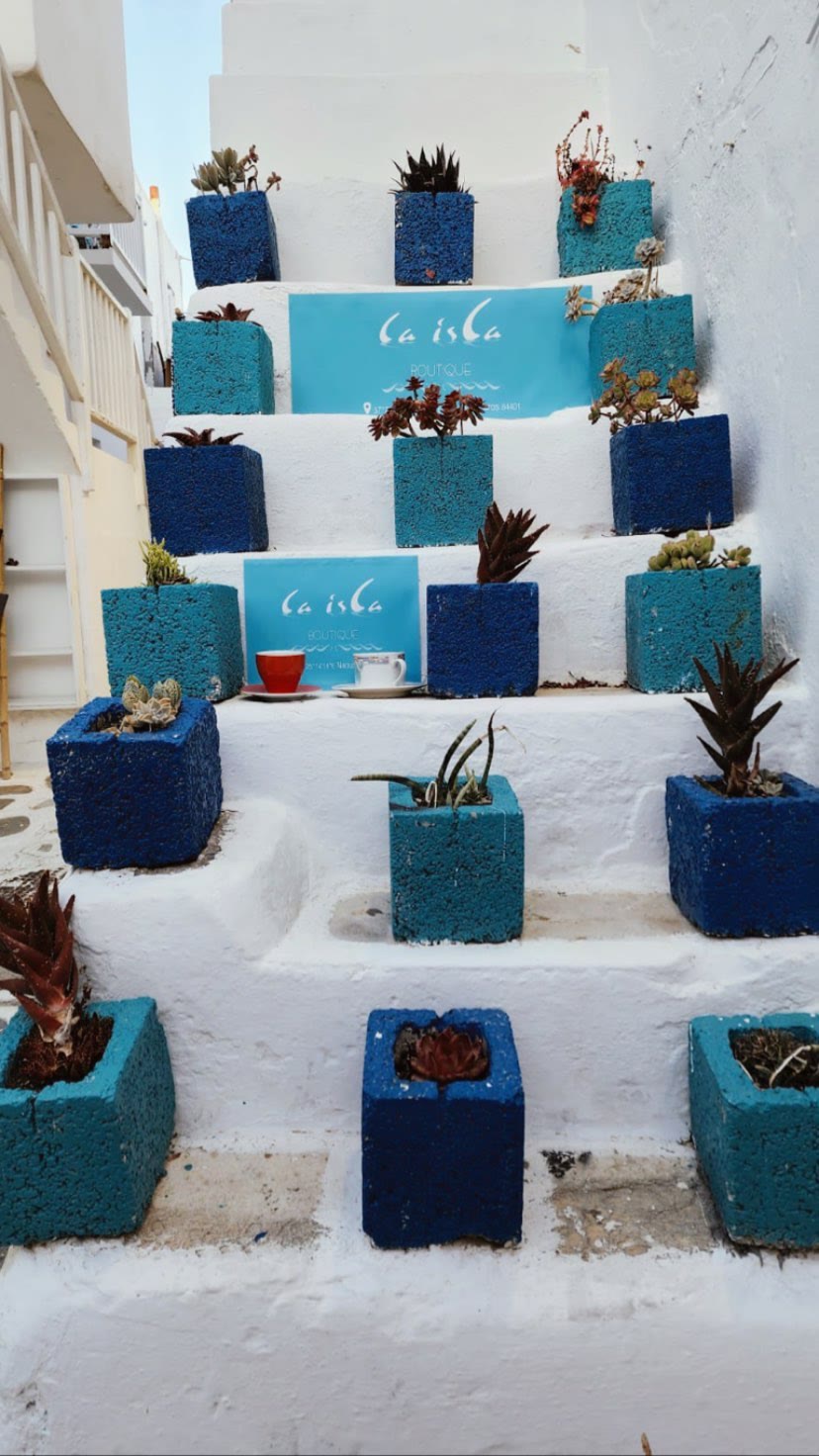 La Isla Boutique steps in Naoussa, Paros