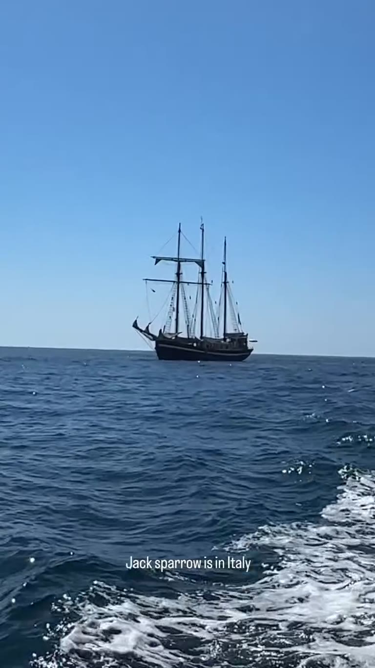 Pirate ship spotted off the Puglia coast