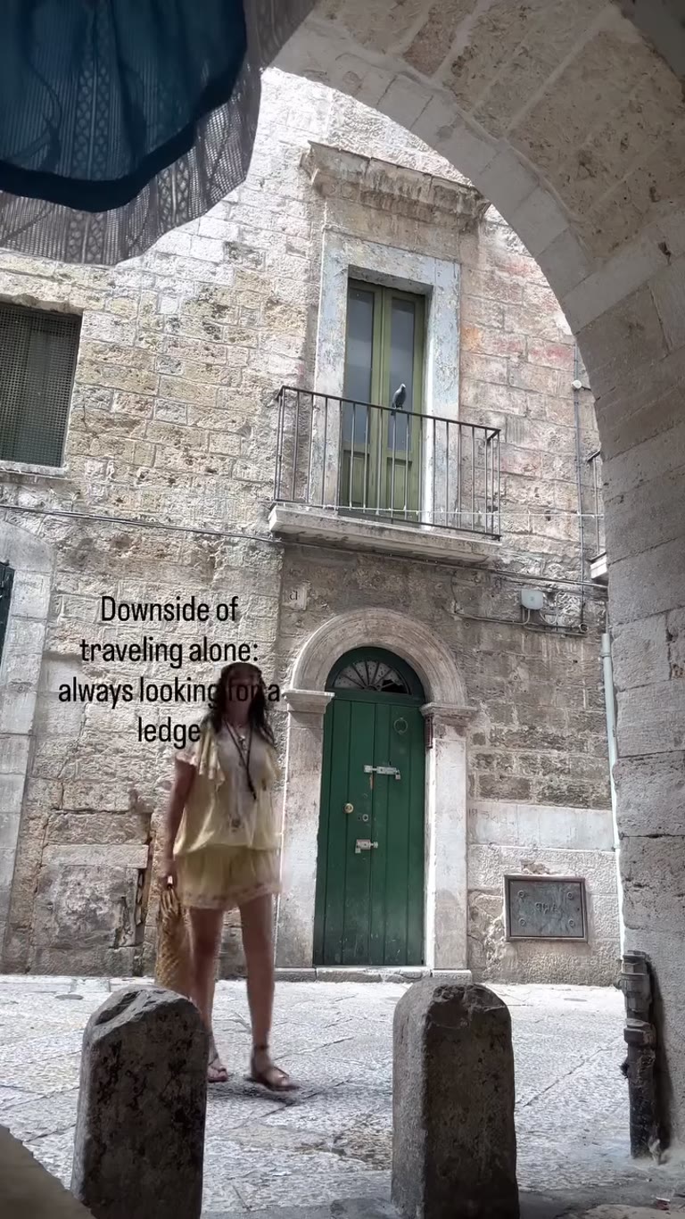 Solo travel humor in a Puglia old town