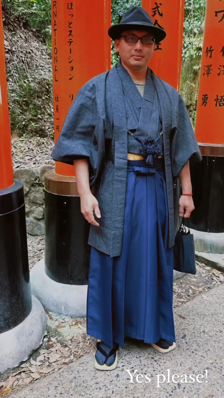 Kimono at Fushimi Inari's torii gates, Kyoto