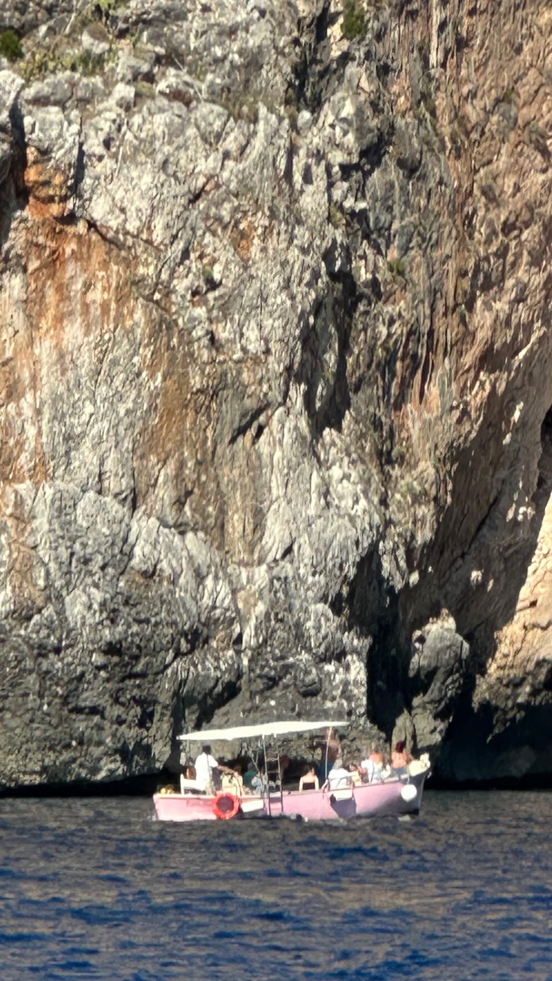 Boat tour along Puglia's sea caves