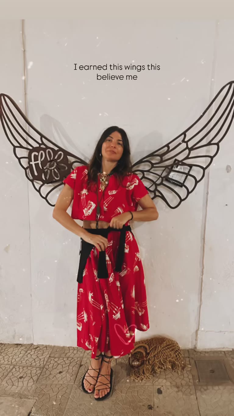 Angel wings photo wall in Puglia