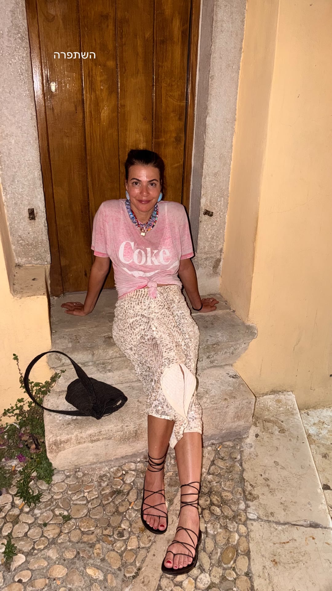 Evening outfit in a Corfu alley