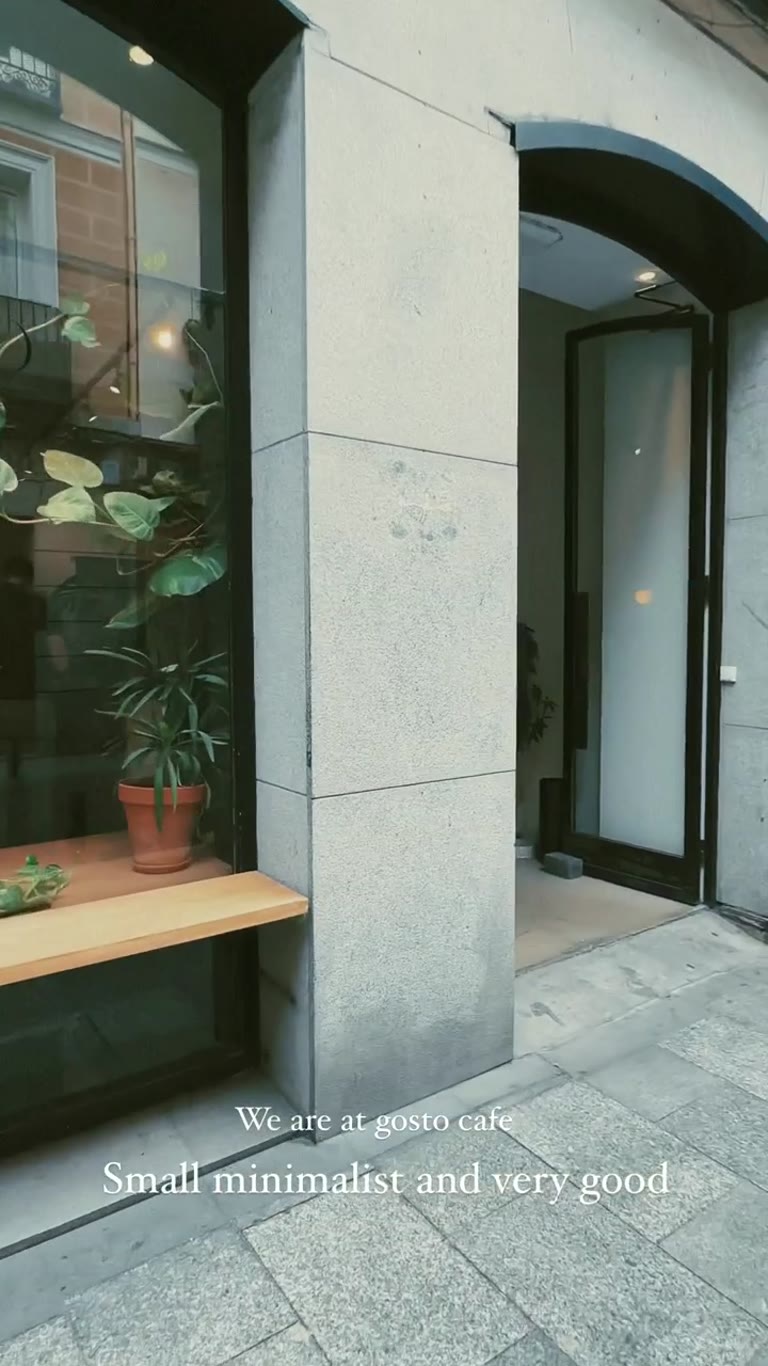 Gosto Cafe, Madrid — small, minimalist, very good