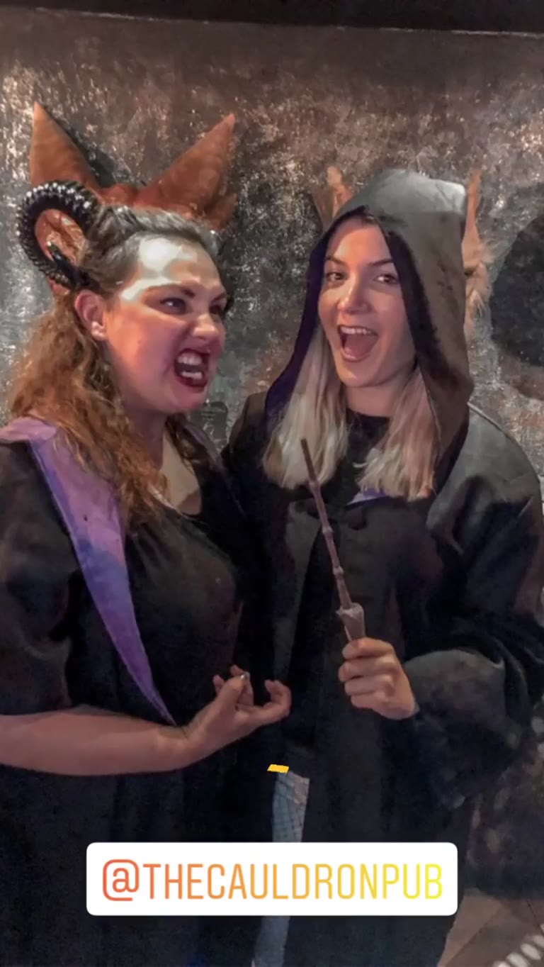 The Cauldron Pub – Wizard Potion Bar, London
