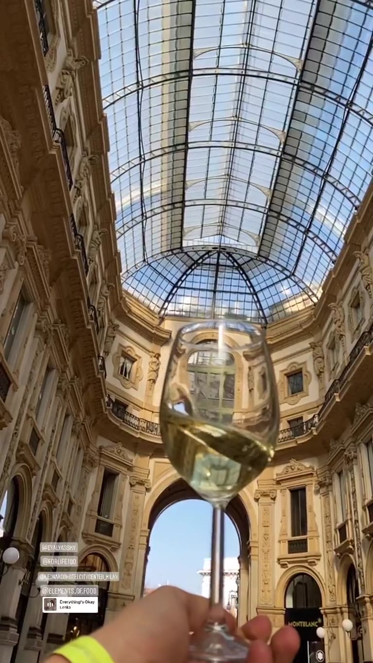 Wine under the Galleria Vittorio Emanuele II, Milan