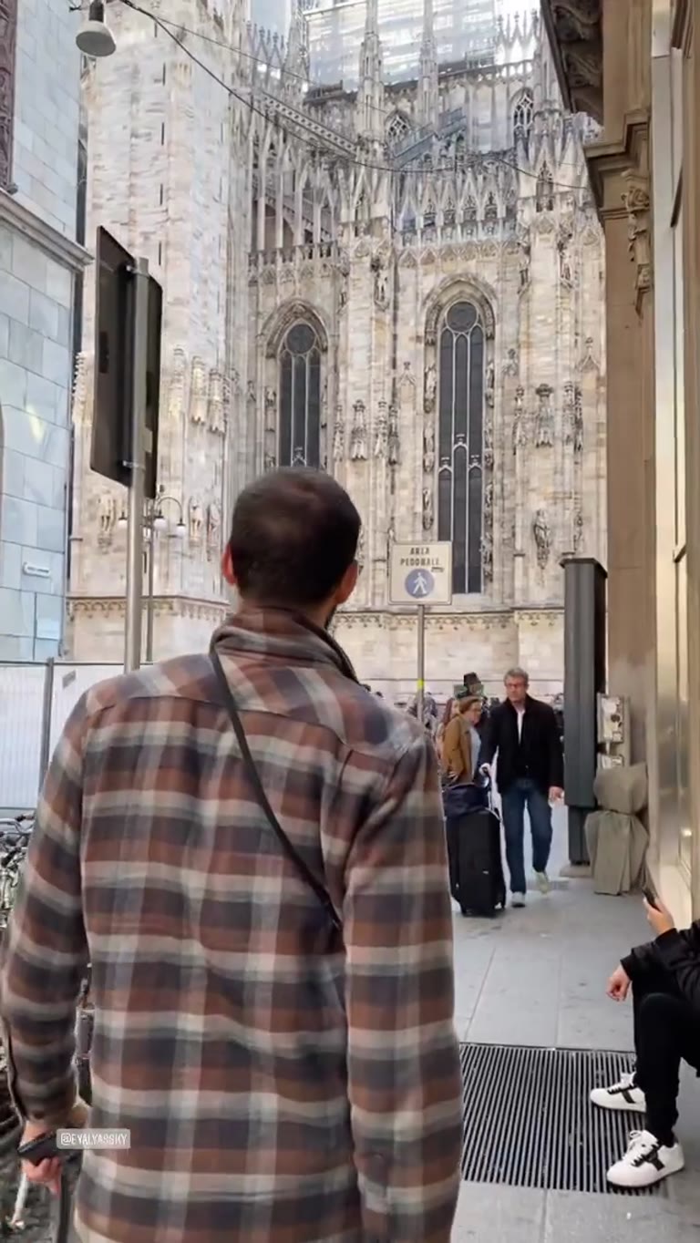 Quick peek at the Duomo, Milan