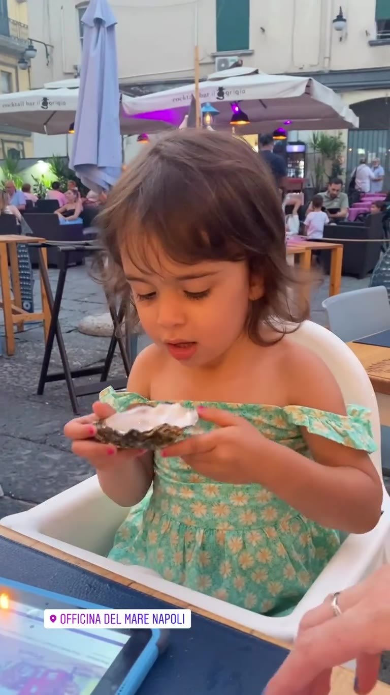 Oysters at Officina del Mare, Naples
