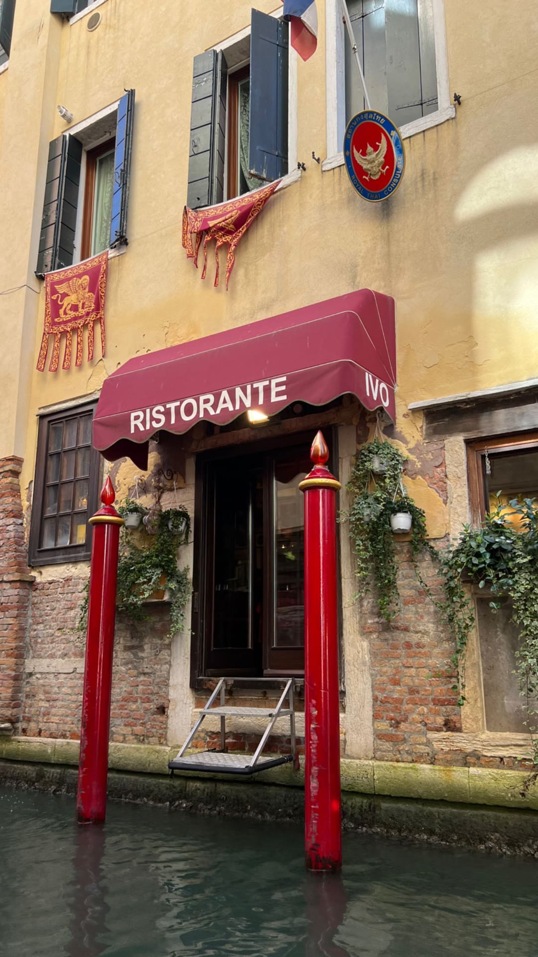 Ristorante Ivo, canal-side entrance in Venice