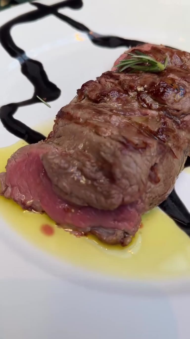 Rare steak lunch in Florence