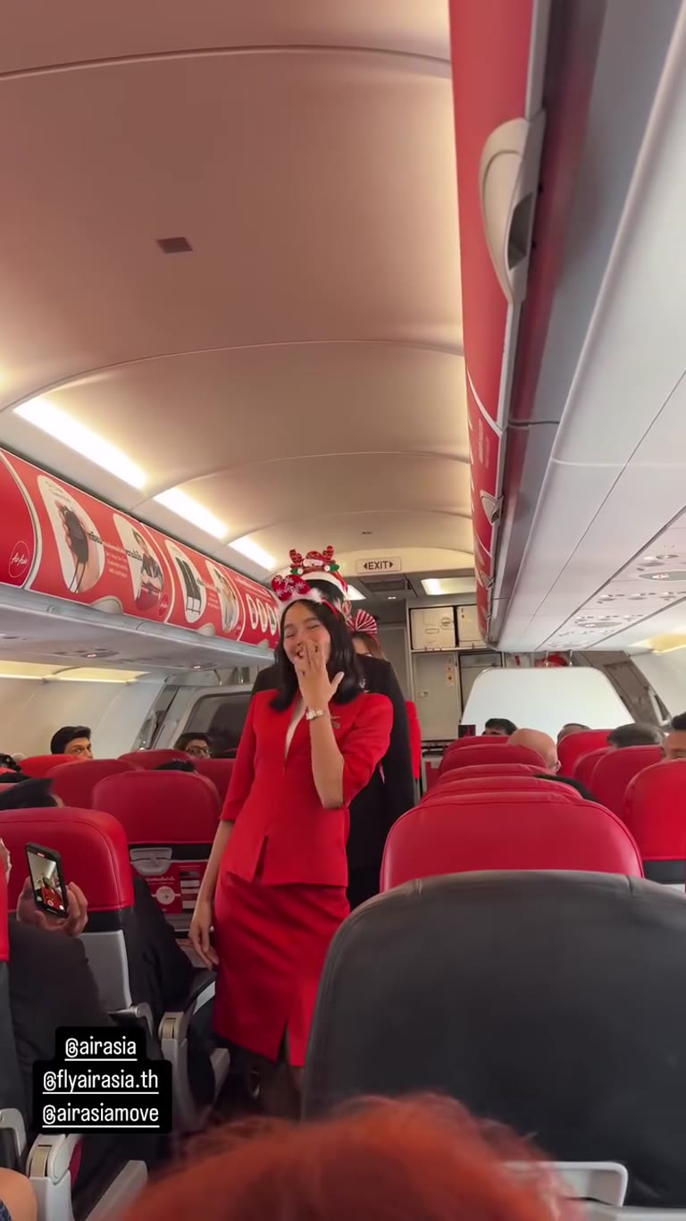 AirAsia crew Christmas dance on a Bangkok flight