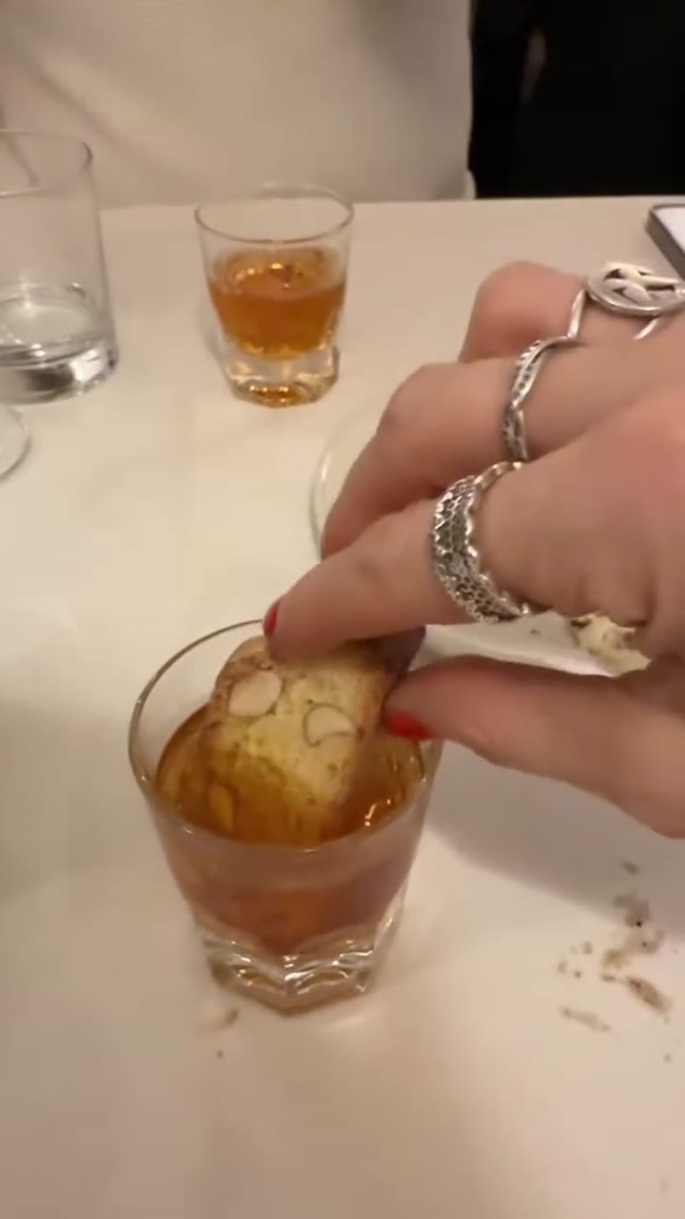 Cantucci e vin santo in Firenze