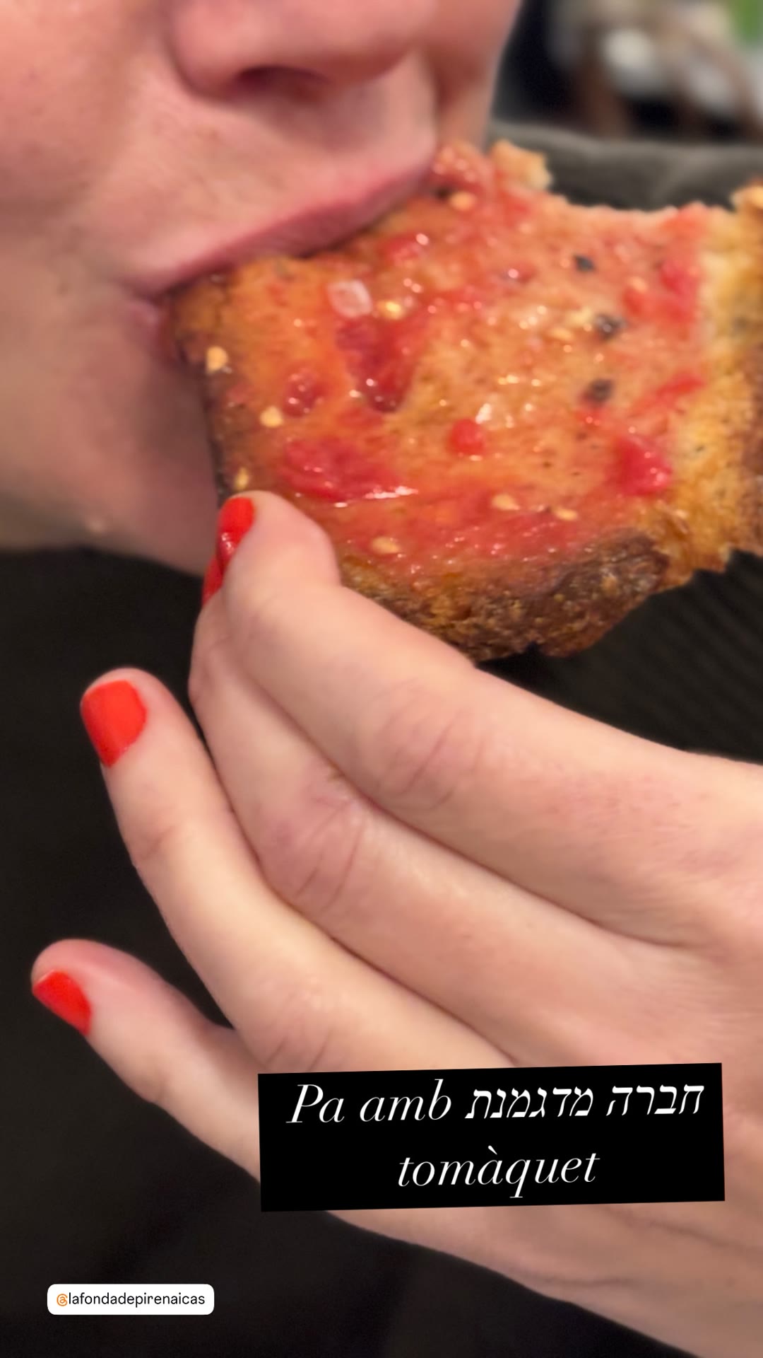 Pa amb tomàquet at La Fonda de Pirenaicas