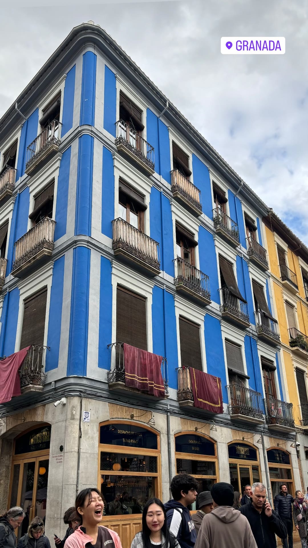 Blue corner tapas bar in Granada