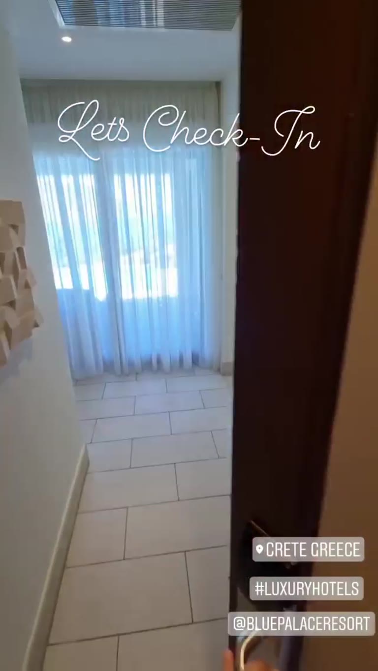 צ'ק-אין ב-Blue Palace Resort בכרתים
