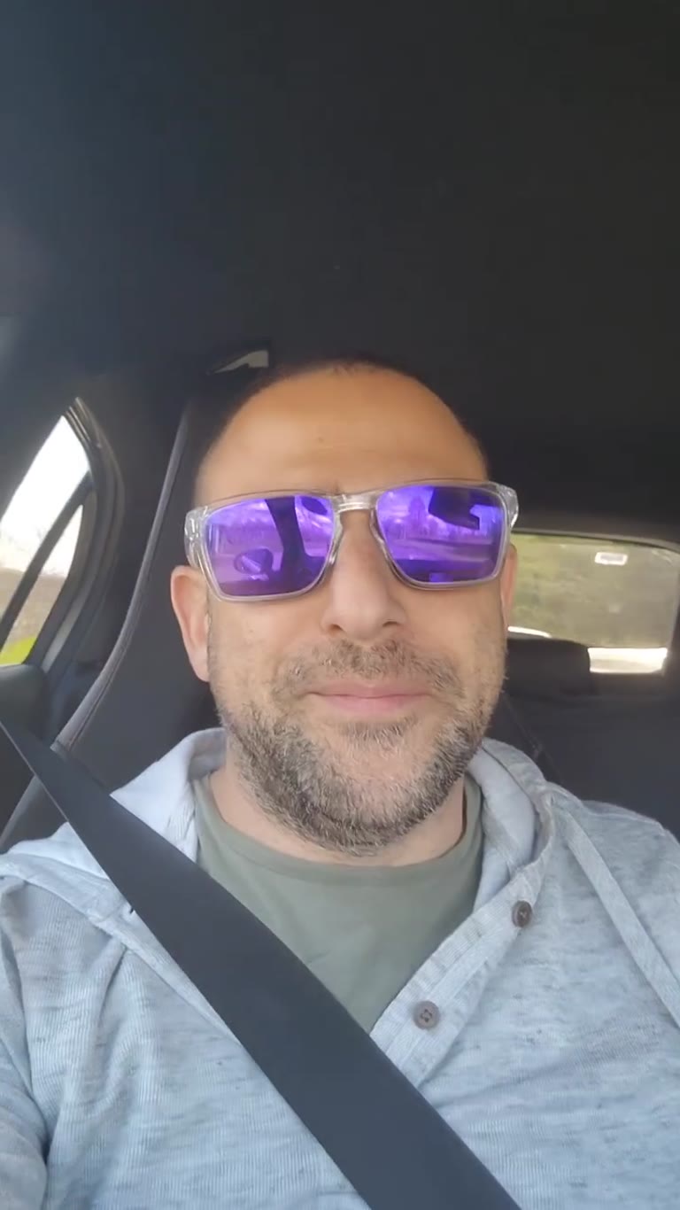 נסיעה מלונדון לכפר האנגלי במרצדס
