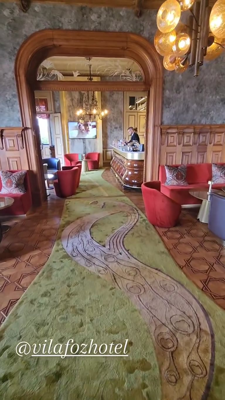 הבר של Vila Foz Hotel בפורטו