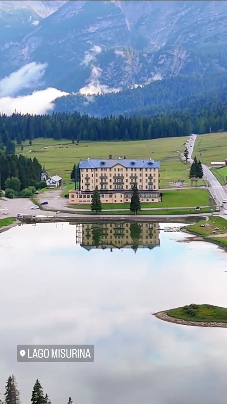 אגם מיזורינה בדולומיטים – Lago Misurina