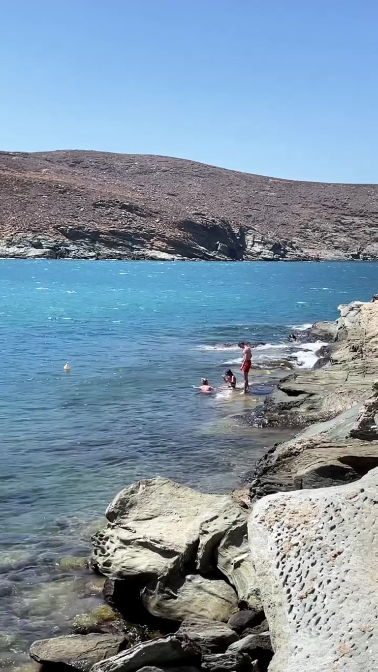 חוף קולימביתרה בטינוס
