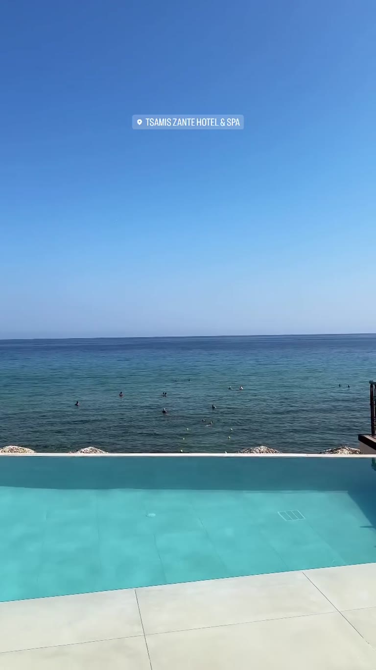 נוף מבריכת האינפיניטי ב-Tsamis Zante, זקינתוס