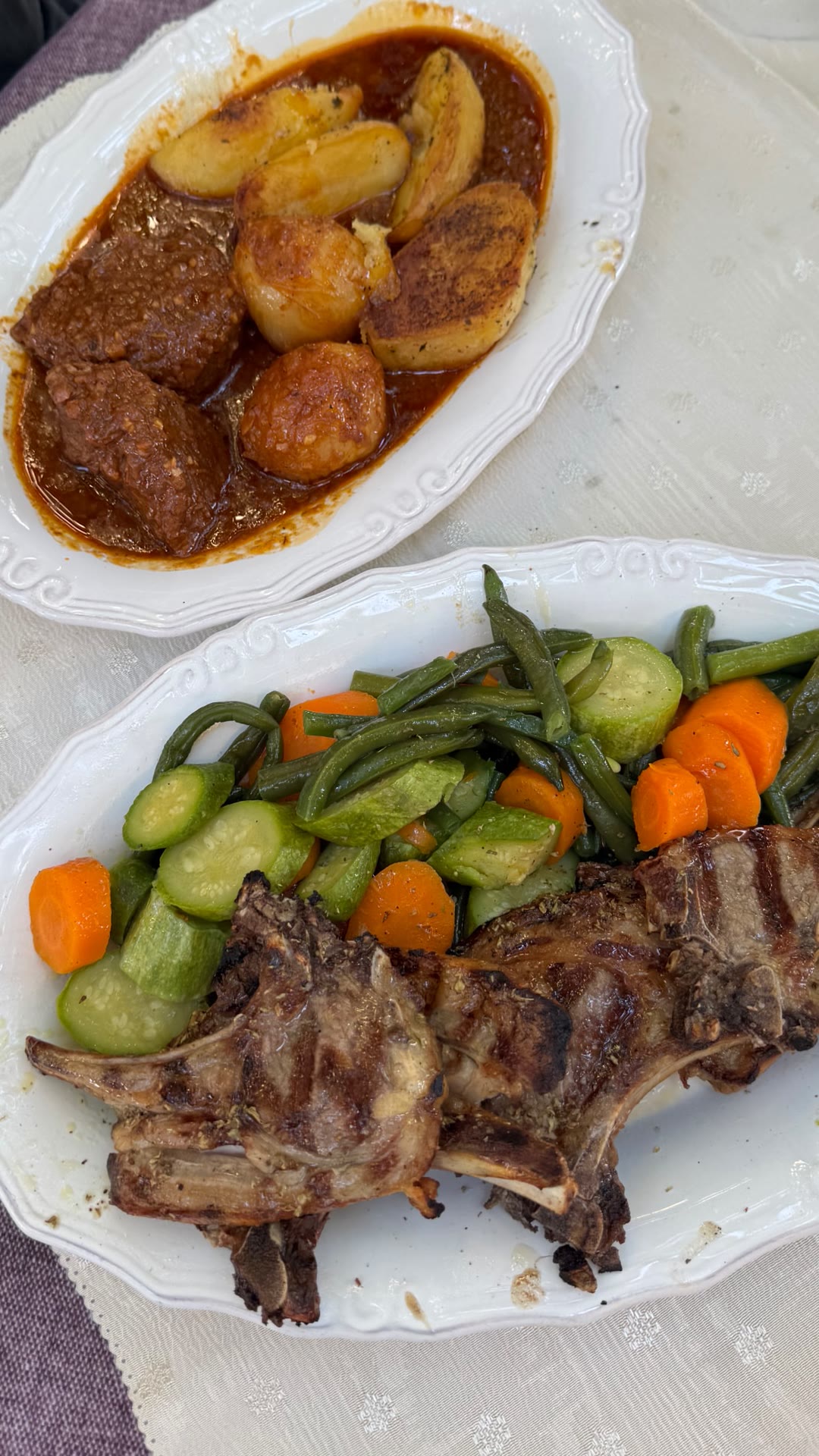 Greek taverna lunch in Corfu