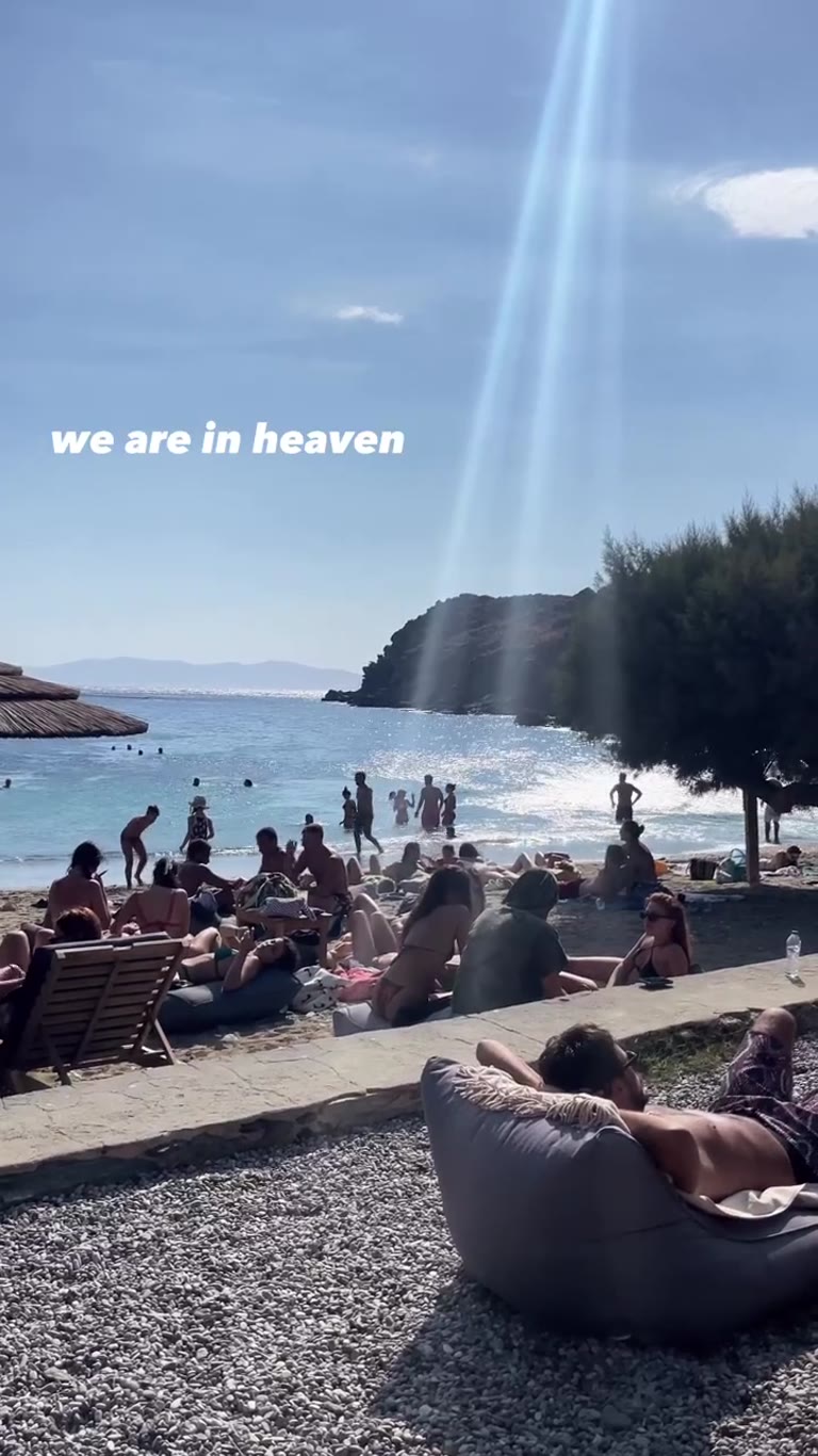 Bianco Beach House בטינוס – "אנחנו בגן עדן"