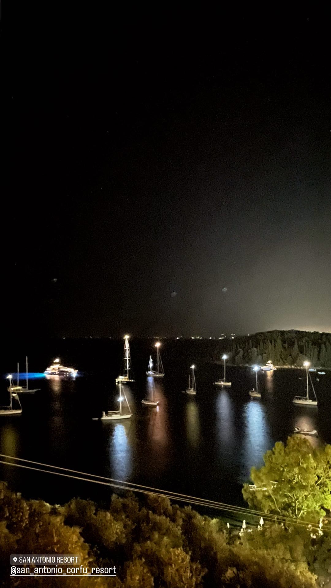 נוף לילי מ-San Antonio Corfu Resort בקלאמי