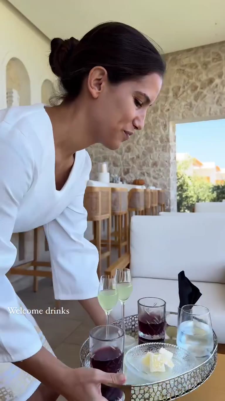 משקאות קבלת פנים במלון יוקרה בזקינתוס
