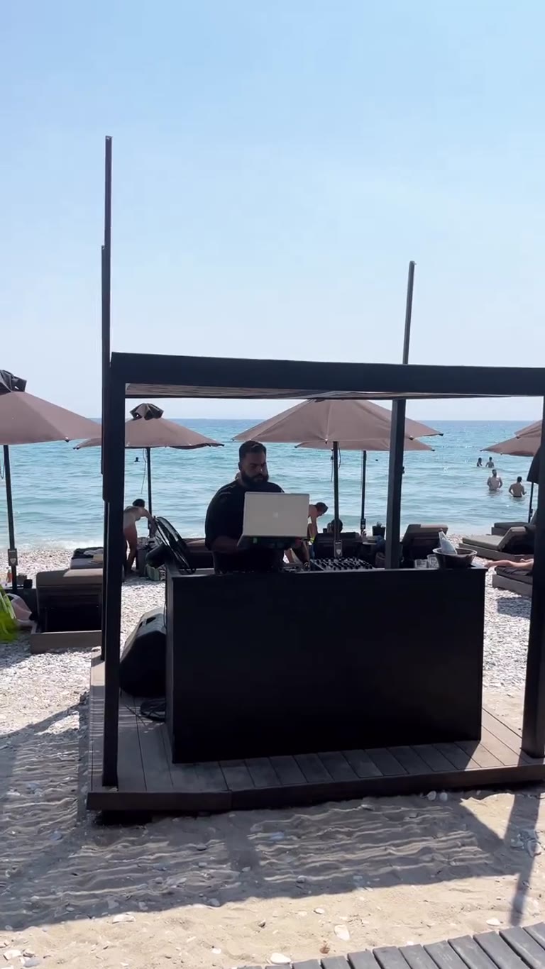 Casa Cook Samos – חוף עם DJ
