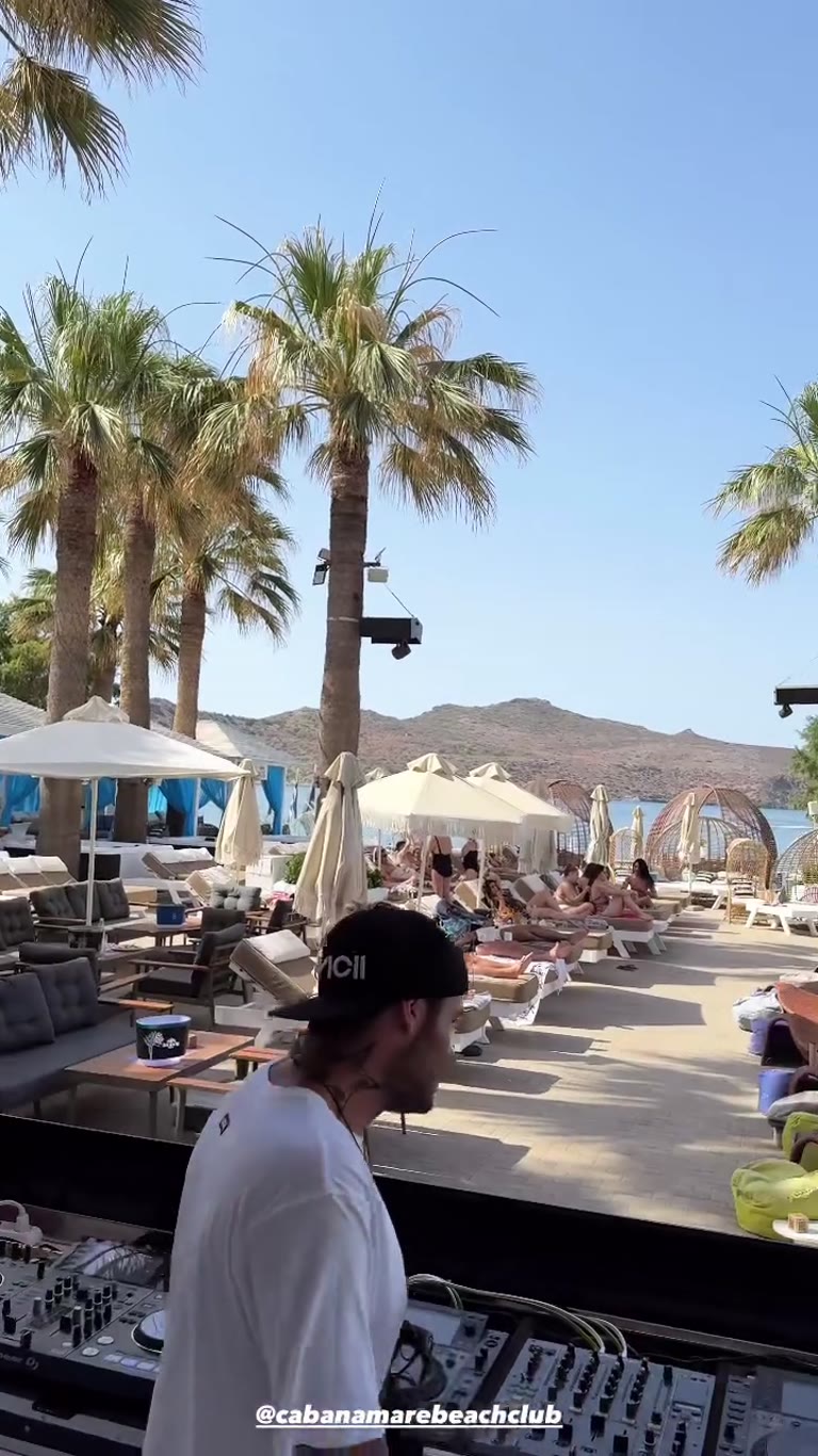 Cabana Mare Beach Club בחאניה, כרתים