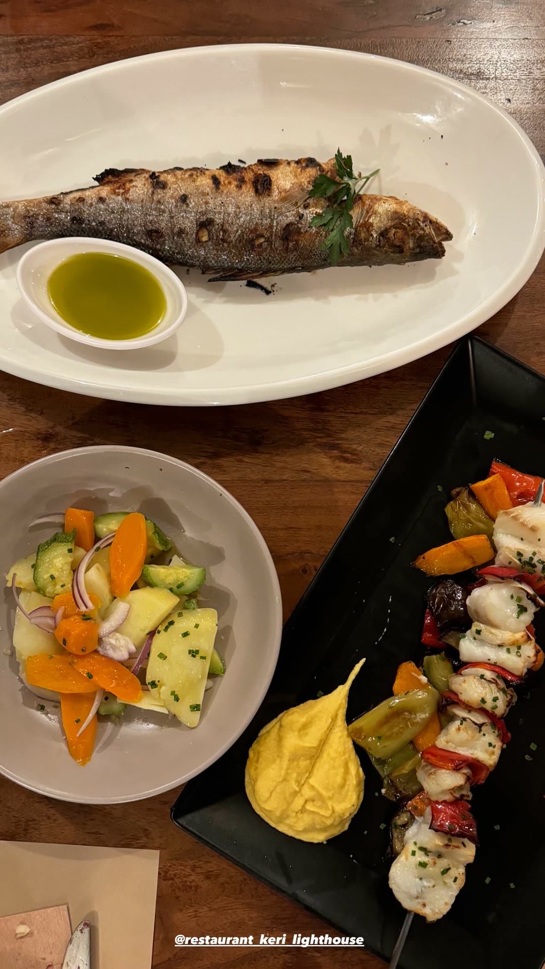 ארוחת דגים ב-Restaurant Keri Lighthouse, זקינתוס