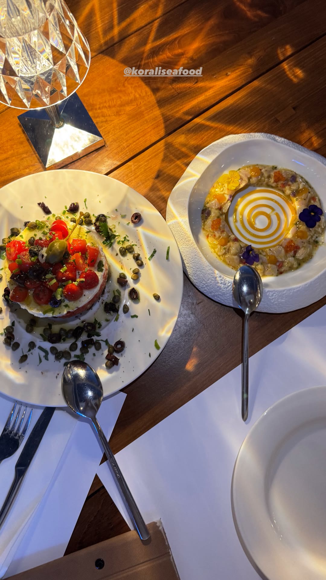 ארוחת דגים ב-Korali Seafood Restaurant בסקופלוס