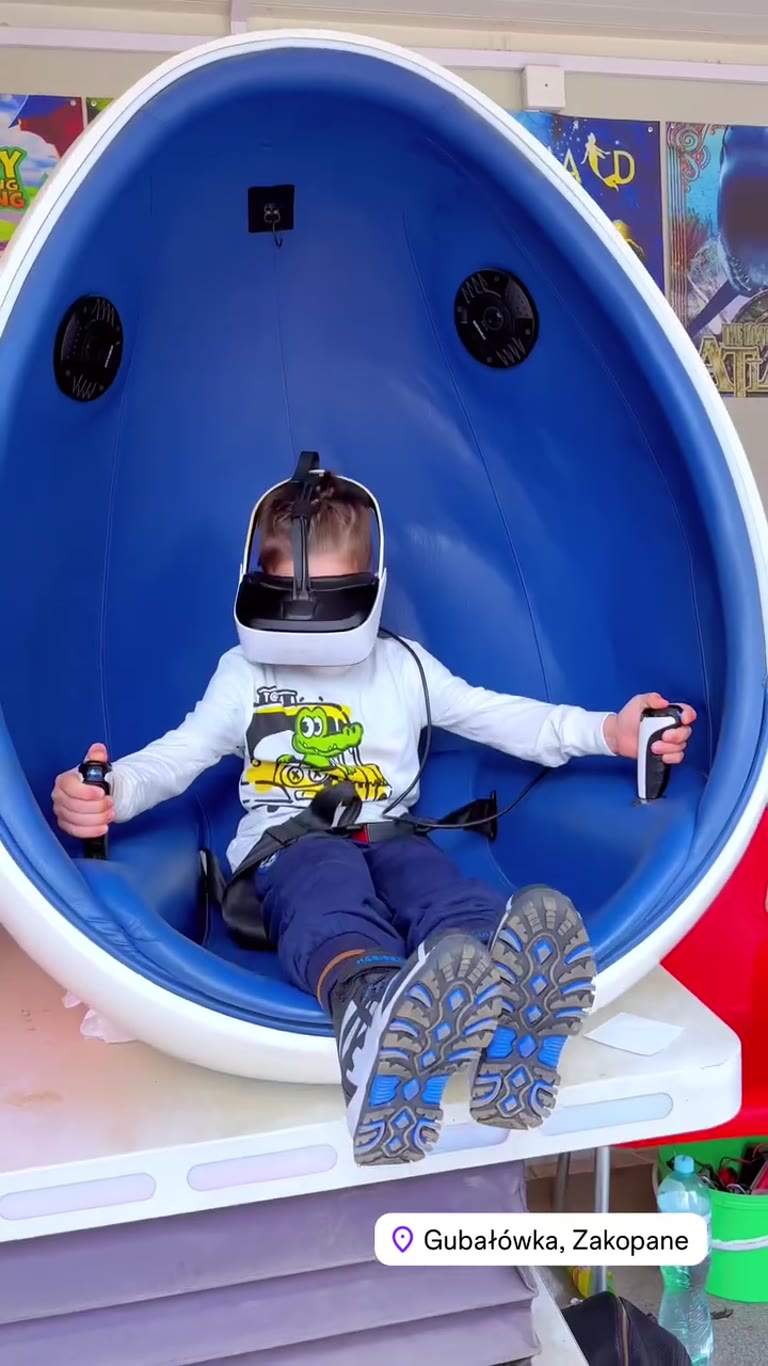 Gubałówka with kids: VR, tubing, pony rides