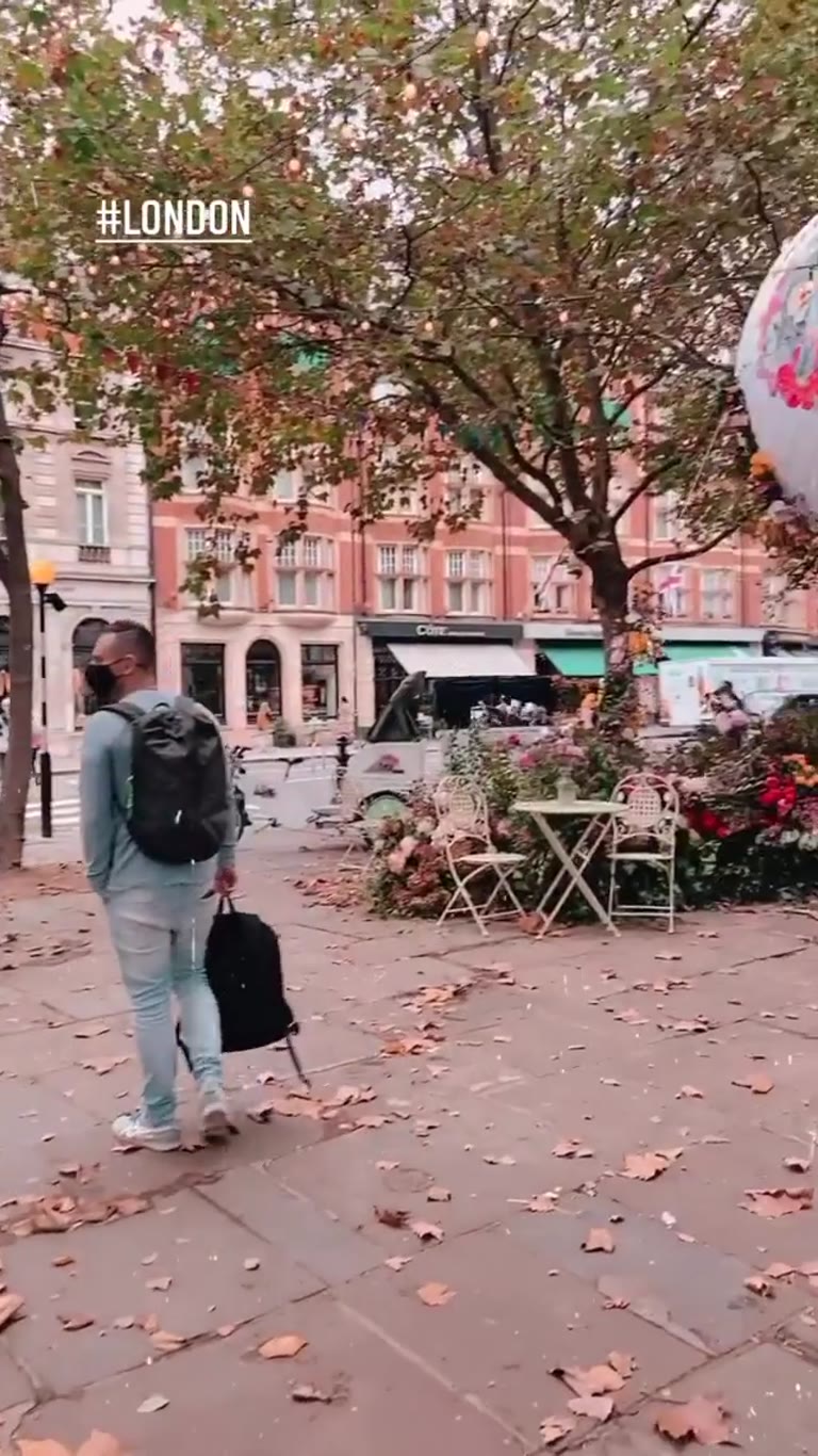Chelsea in Bloom floral displays, London