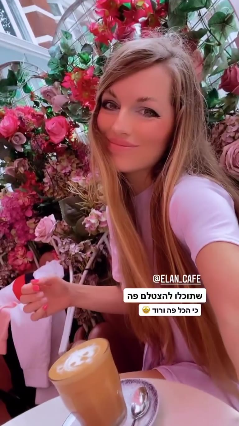 EL&N Cafe London – the all-pink Instagram spot