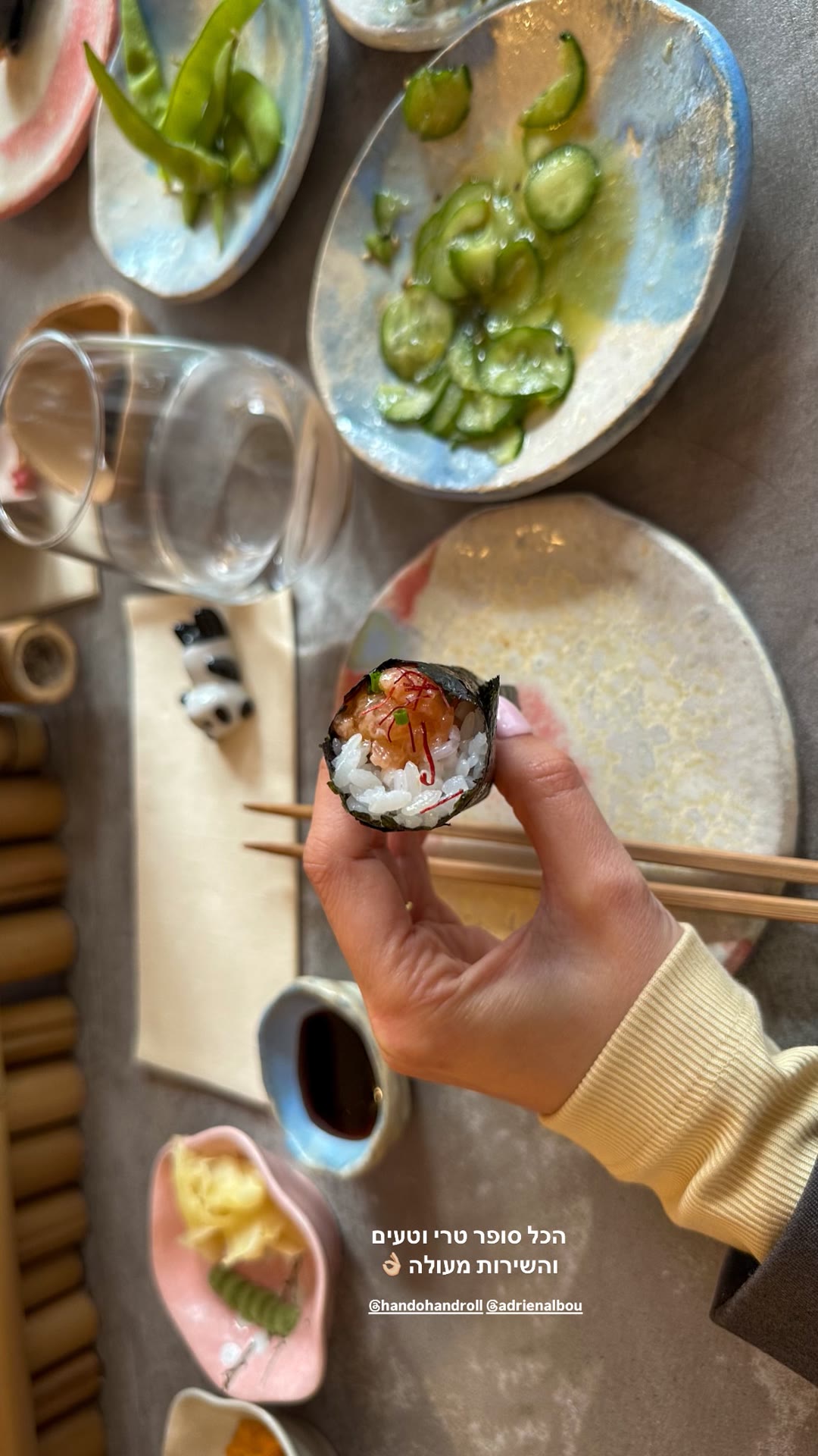 Hando Parisian Handroll, Paris
