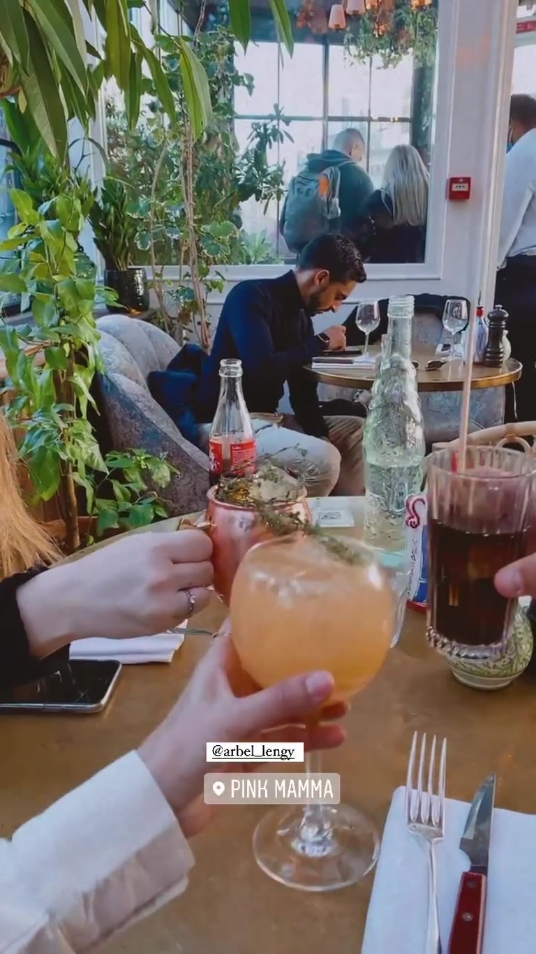 Cocktails at Pink Mamma, Paris