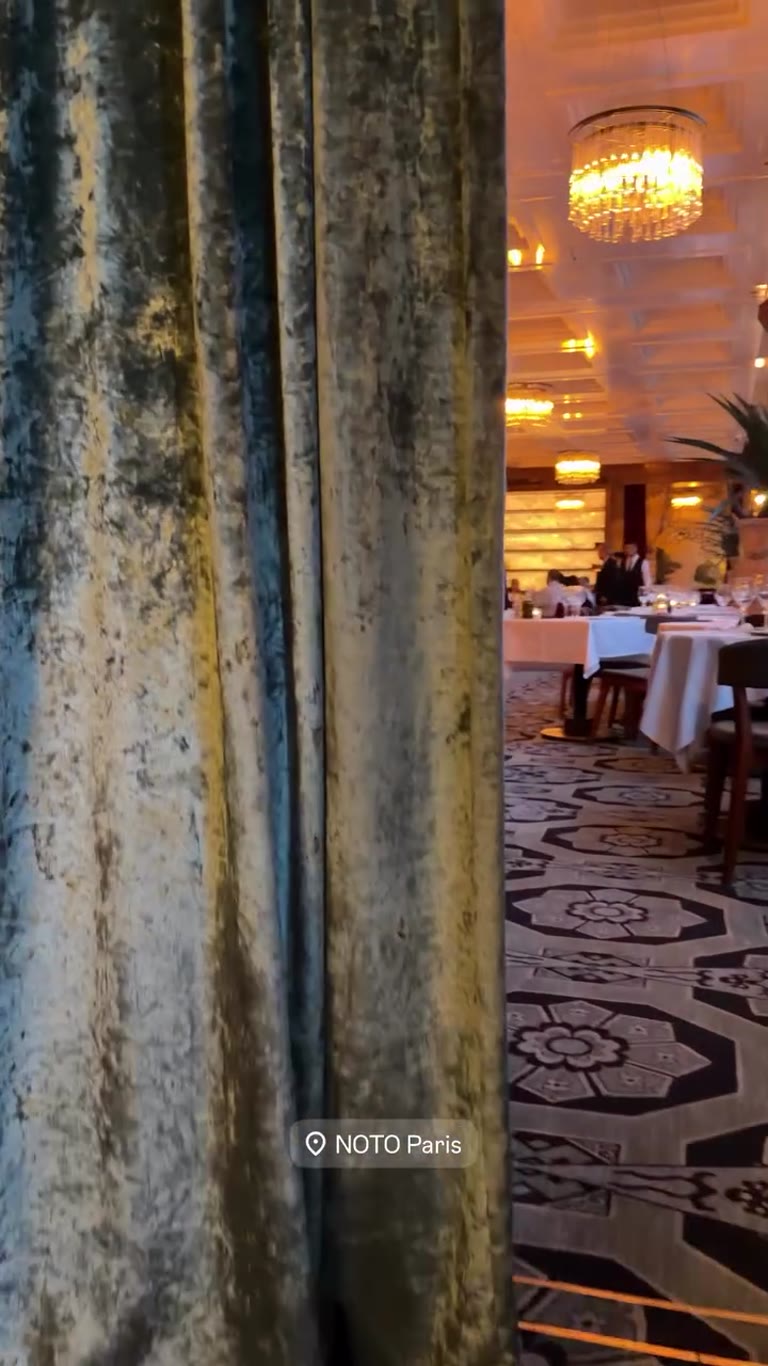 NOTO Paris — glamorous dining room off Faubourg Saint-Honoré