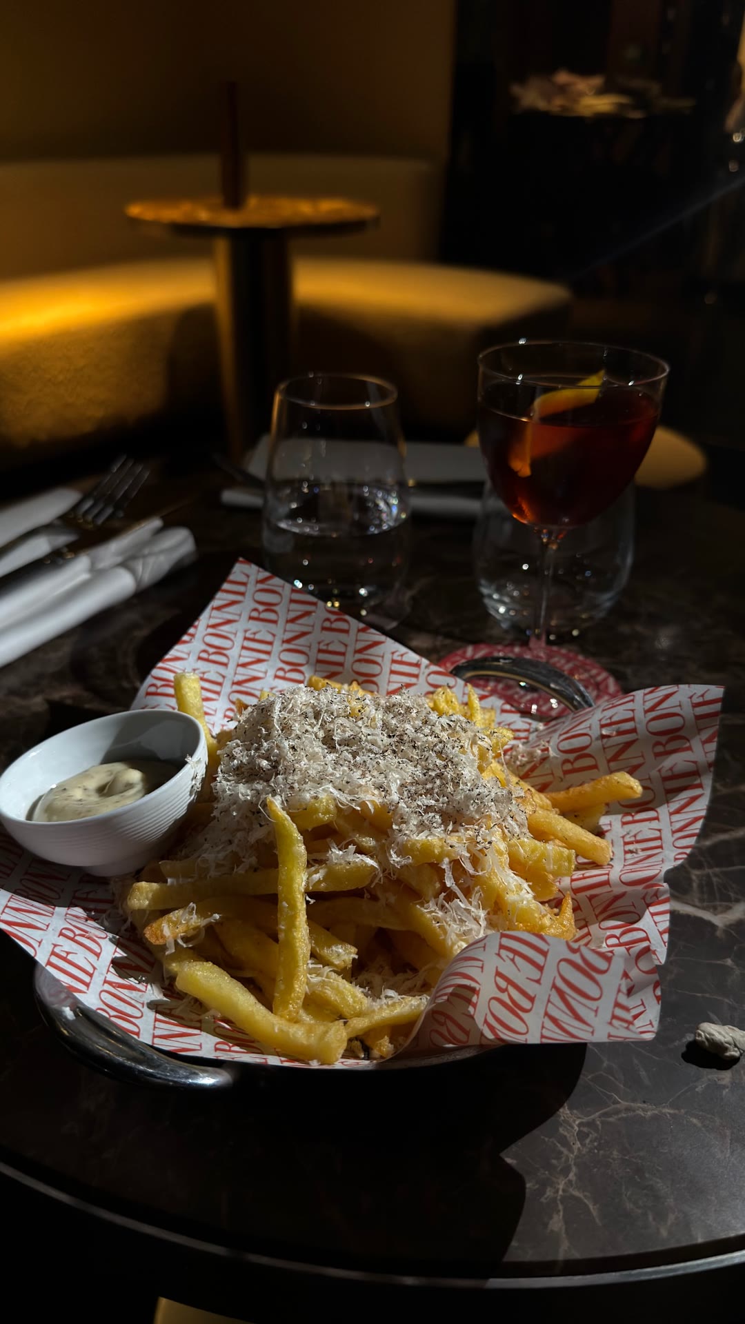 Truffle fries and a Negroni at Bonnie, Paris