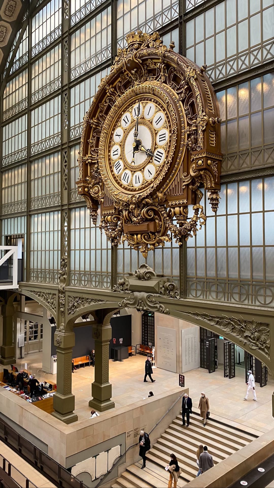 Musée d'Orsay's golden clock, Paris