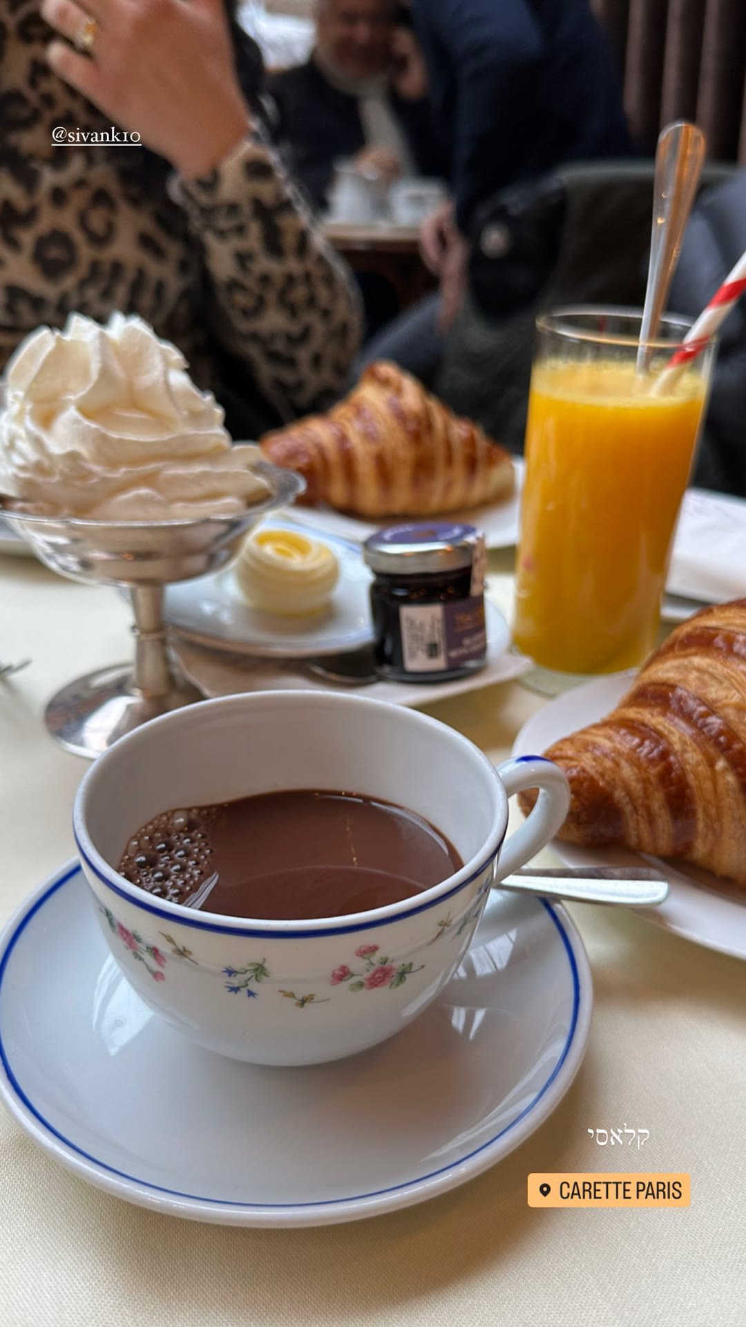 Breakfast at Carette, Trocadéro Paris